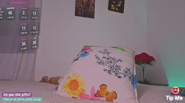 DaisyTaylor__ webcam