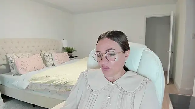 Vika73 webcam