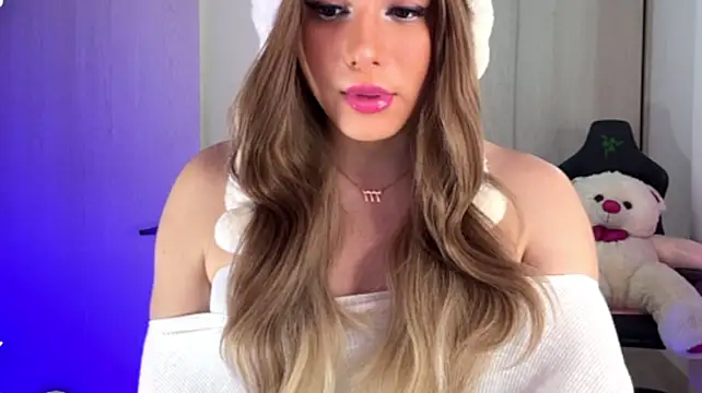 Isa_Pallmer webcam