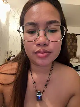 Ponthip webcam