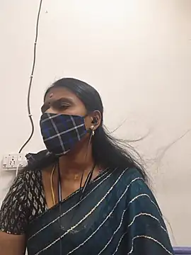Tamil_Yalini12 webcam