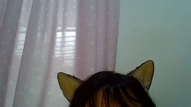 SkinnyKitten webcam