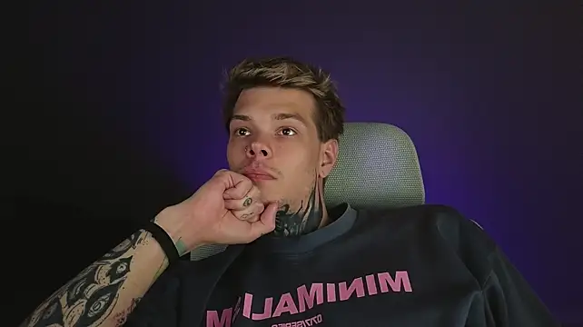 DENIS_HERE