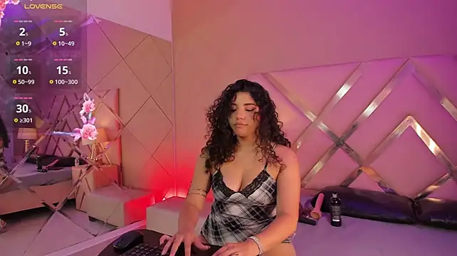 EvaJhuls live cam on StripChat