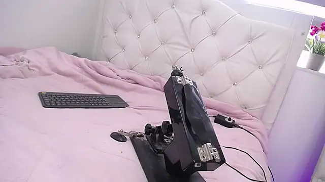 infinitysex1 live cam on StripChat