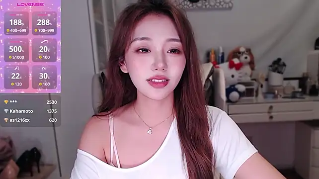 jiajia_l (F young) - 许愿有心爱的哥哥一直疼爱我