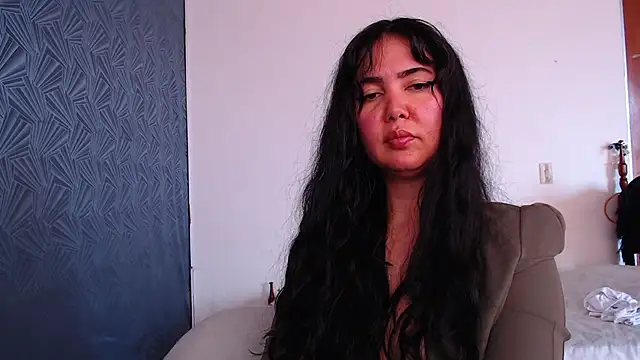Freyja_eter live cam preview