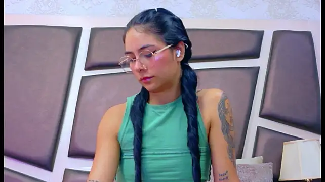 NicoleEsposito webcam