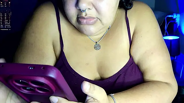 xlatinastar webcam