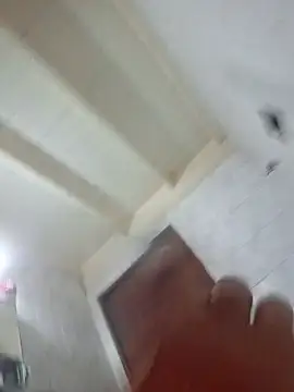 Rueditasss live cam