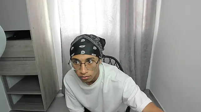 SexyDany10 webcam