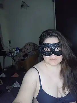 Lisa_White_Desi live cam on StripChat