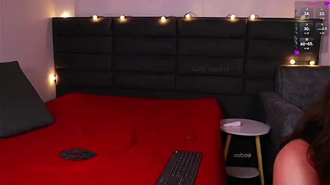 kathieandpovcock1 webcam