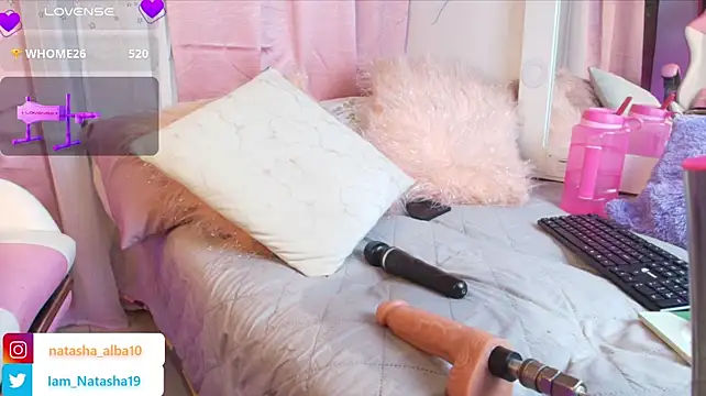 NatashaEgnath webcam