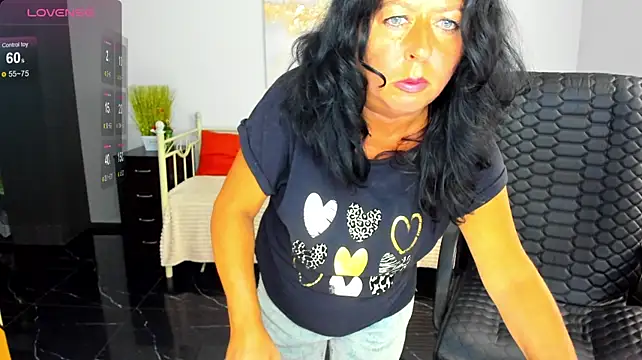 Julia_Dean webcam