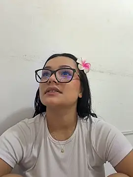 Lola_sweeet18 webcam