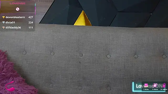 ly_lulu webcam