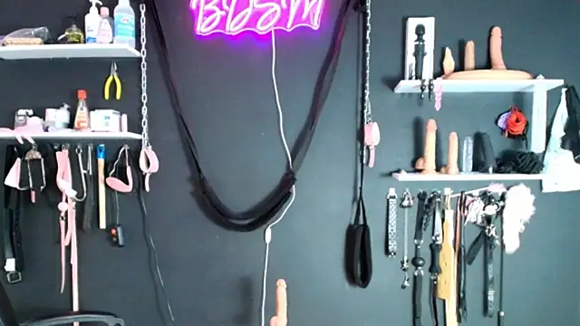 VictoryaLiah_BDSM webcam