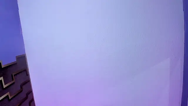 luna_maisonn webcam
