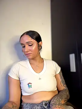 Isabella-Teen webcam