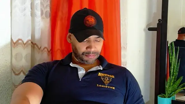 musclehetero webcam
