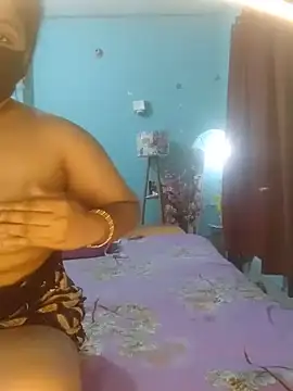 priya2098 webcam