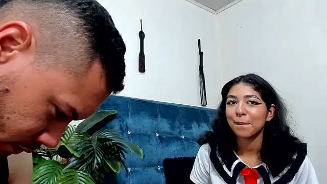 Aronandmoli69 webcam