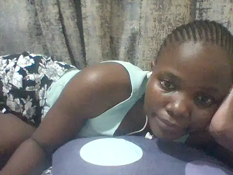 tina_2030 webcam