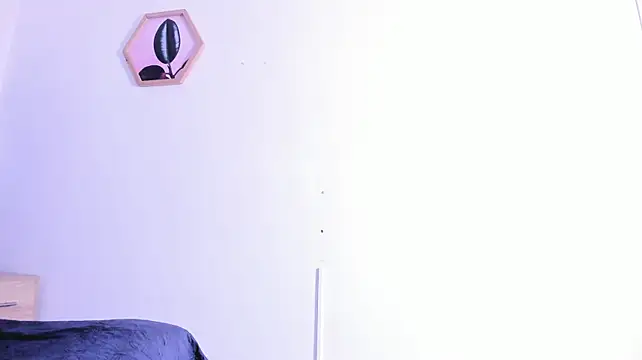 Miia_ferrarii webcam