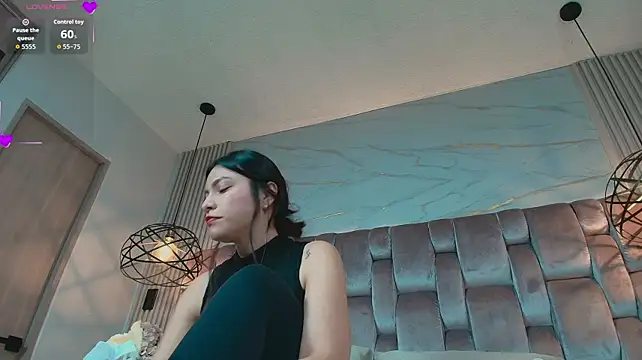 GabyEvanss live cam on StripChat