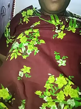 tamil_swathii live cam on StripChat