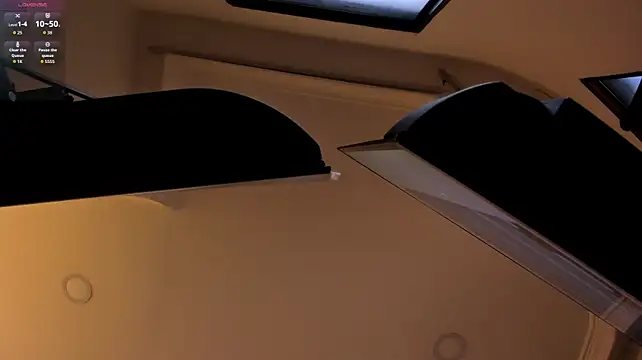 Linda_Moonrose webcam