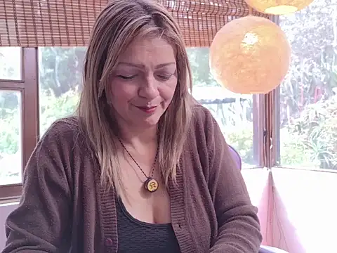 CarolMissOficial webcam