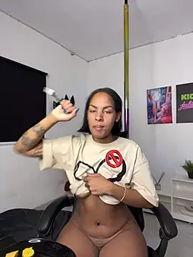 julixxx22 webcam