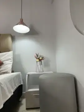 amber_sparkle webcam