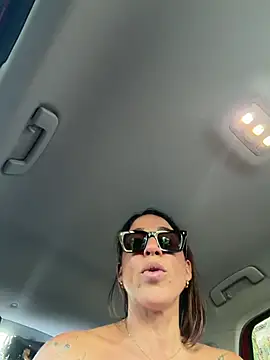 sexy7883 webcam
