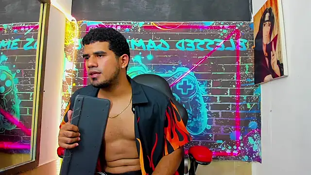 Latins_on_fire webcam