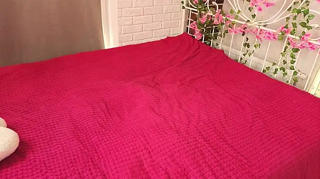 CarriMcnamara webcam