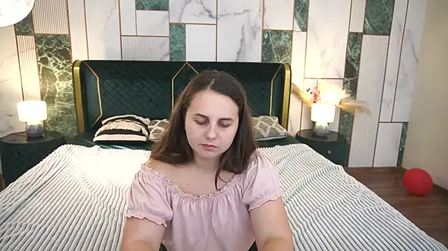 MikaFoxy