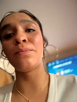 Isabella-Teen webcam