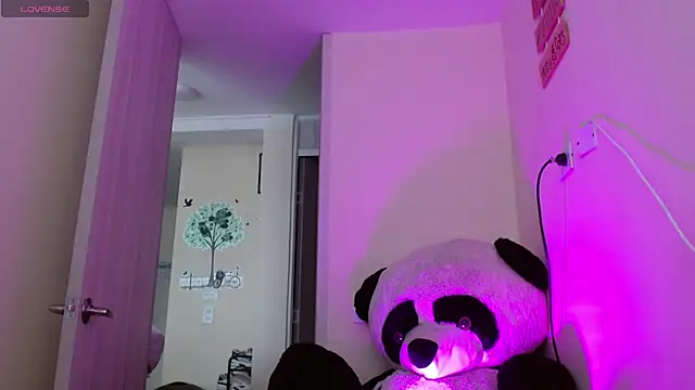 aprildumont webcam