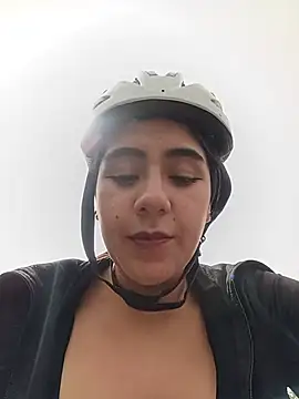 CAROLINE__07