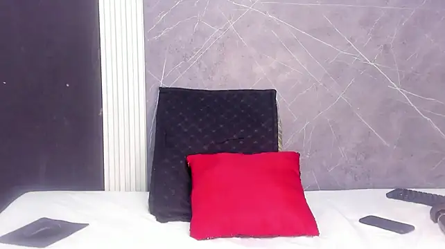 _Astrid_queen webcam
