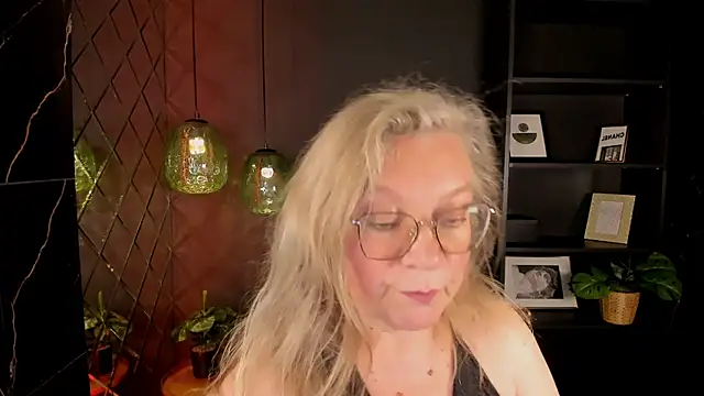 NataliMellow webcam
