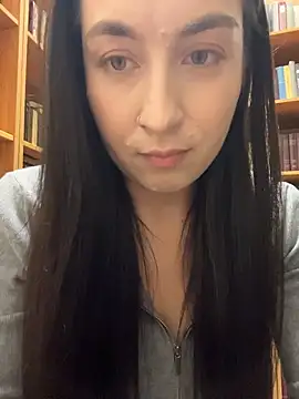 Holly_Play