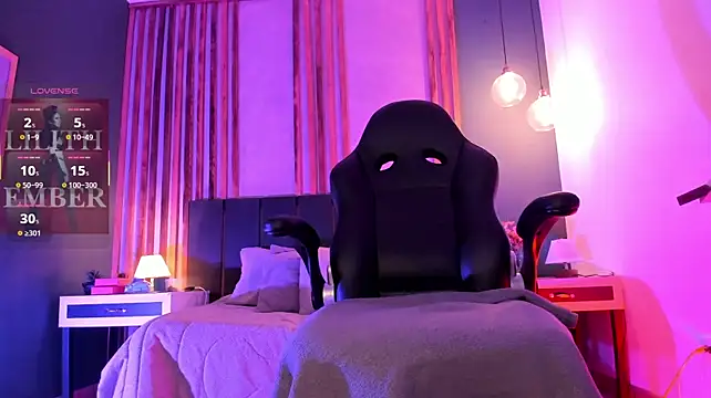Lilith_Ember1 live cam preview