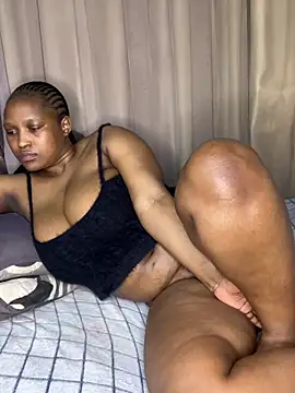 Bellabootie live cam preview