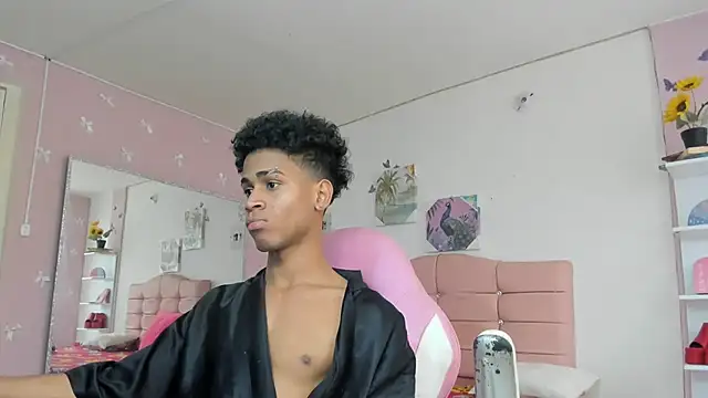 Santy_bigcock_01 live cam preview