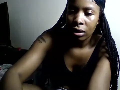 camila_lorah
