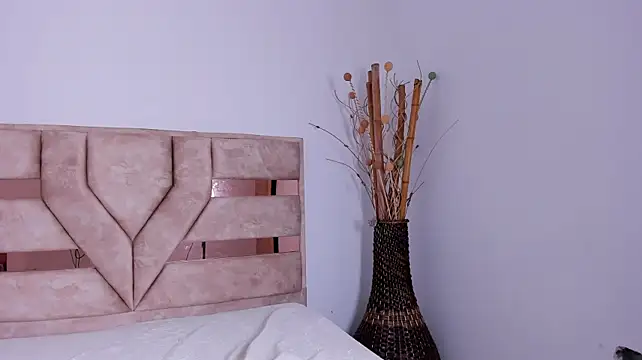 abrilcollins09 live cam preview